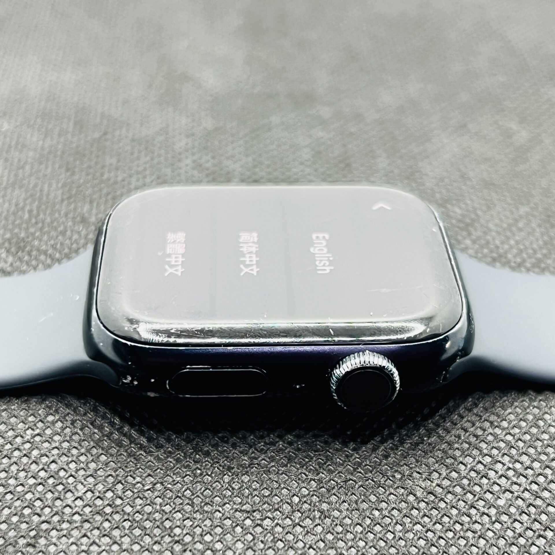 Apple Watch Series 9 45mm GPS Only Midnight (Condition: Good) - Image 4