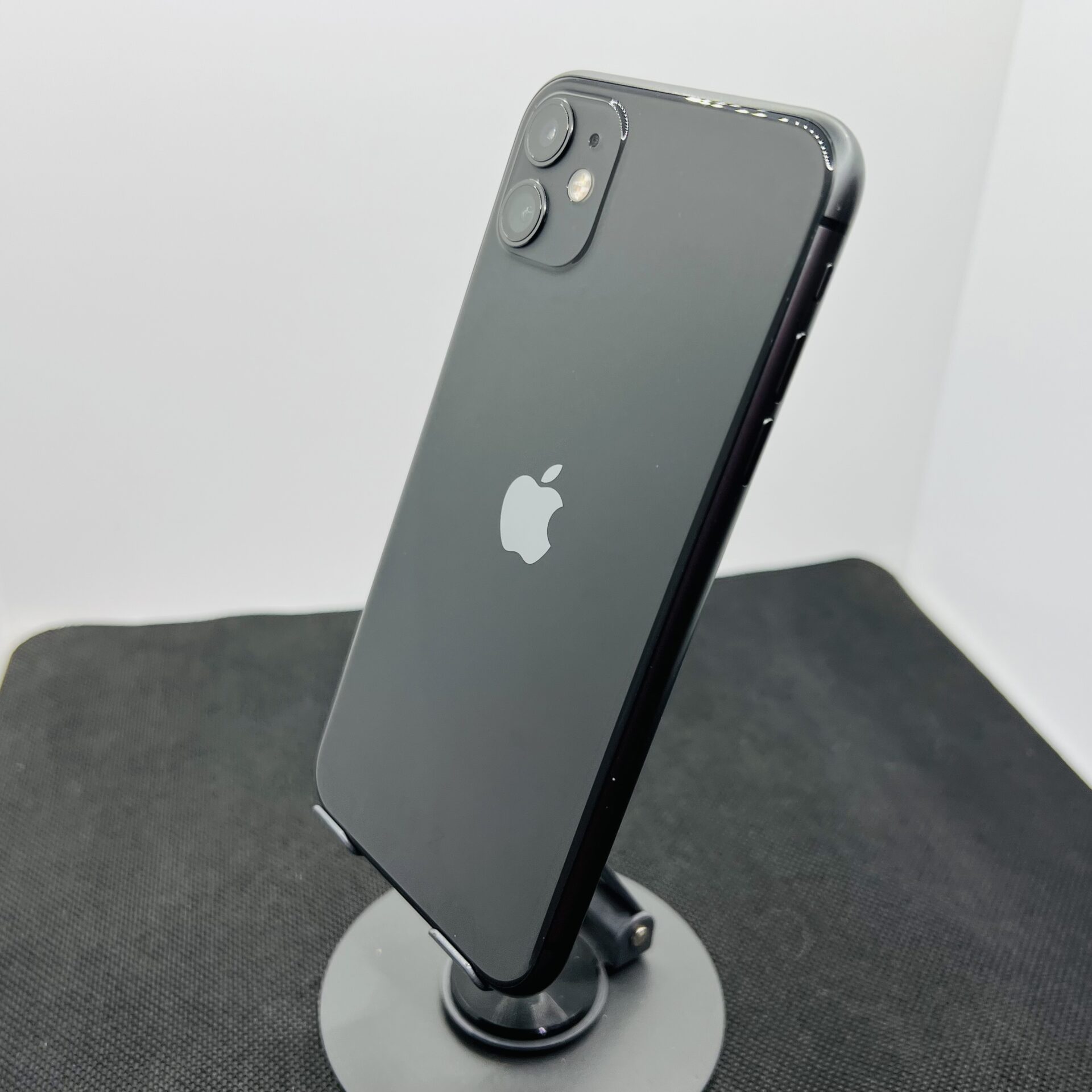 Apple iPhone 11 64GB Black (Condition: Good) - Image 8