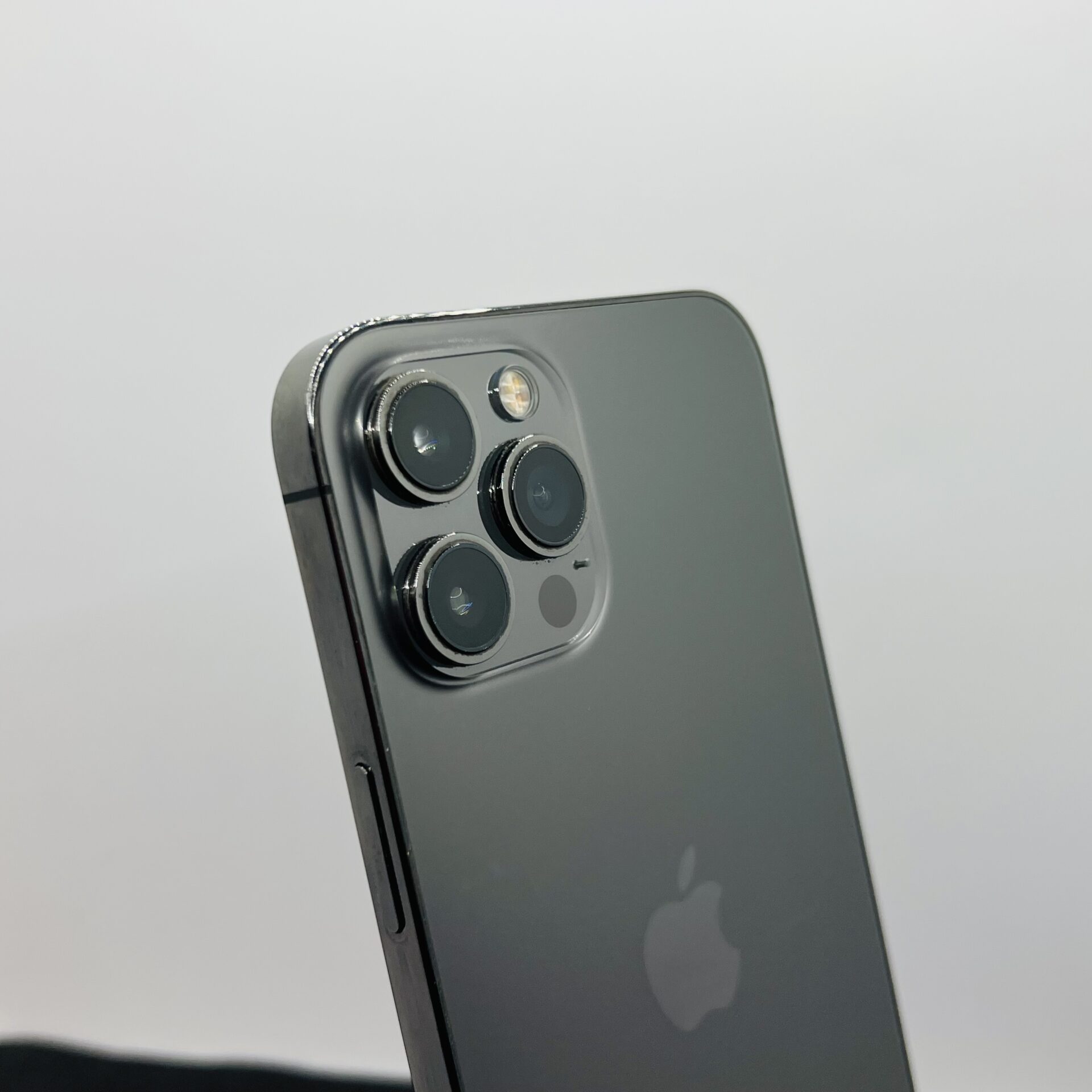 Apple iPhone 12 Pro Max 256GB Graphite (Condition: Good) - Image 10