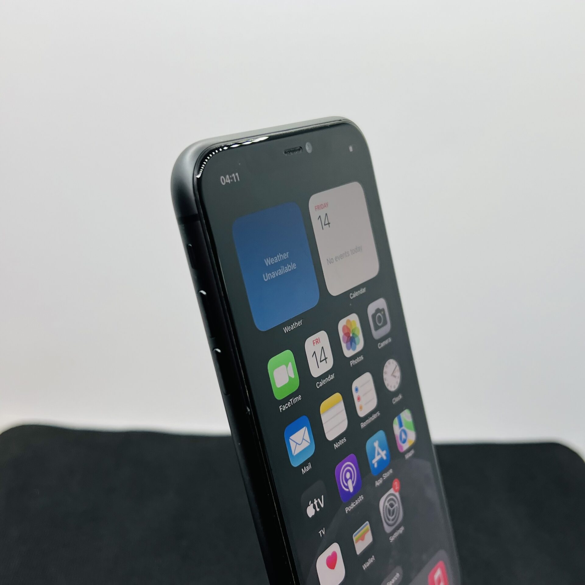 Apple iPhone 11 64GB Black (Condition: Good) - Image 6