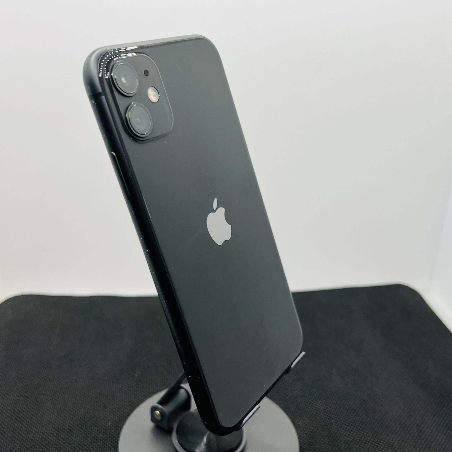 Apple iPhone 11 64GB Black (Condition: Good) | Epic Deals SA