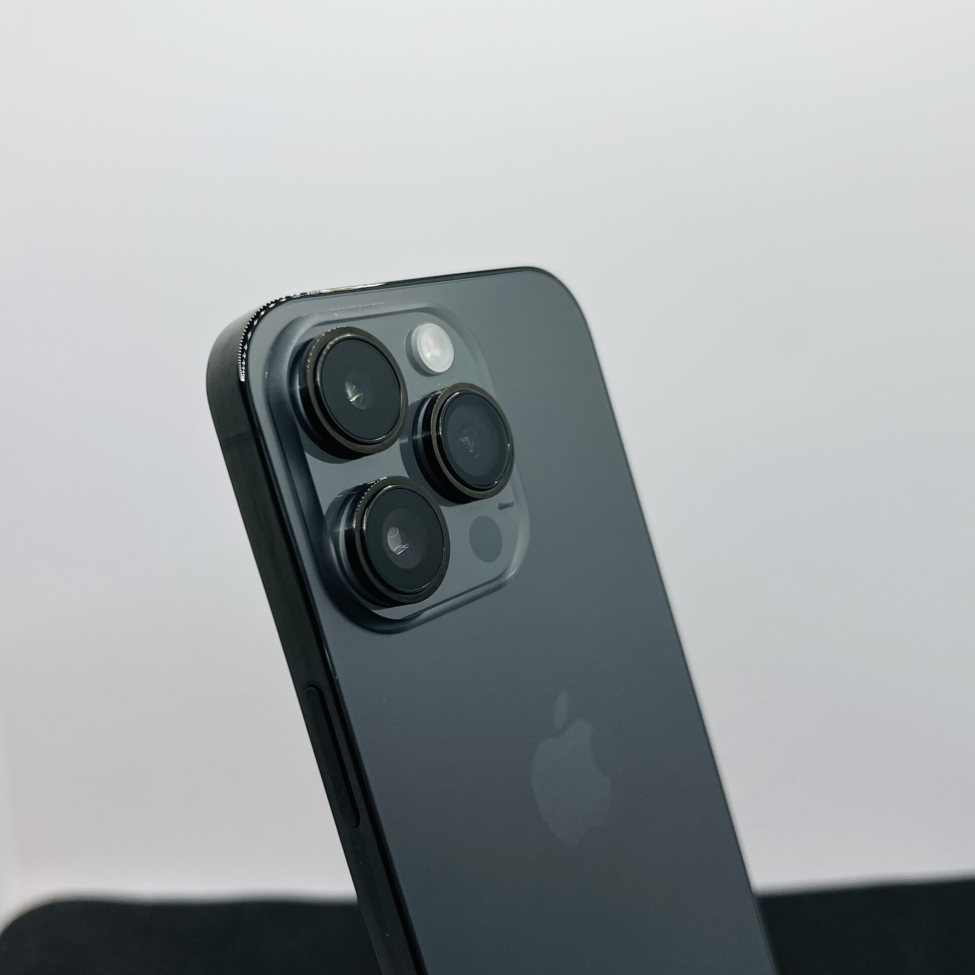 Apple iPhone 14 Pro 128GB Space Black (Condition: Good) - Image 10