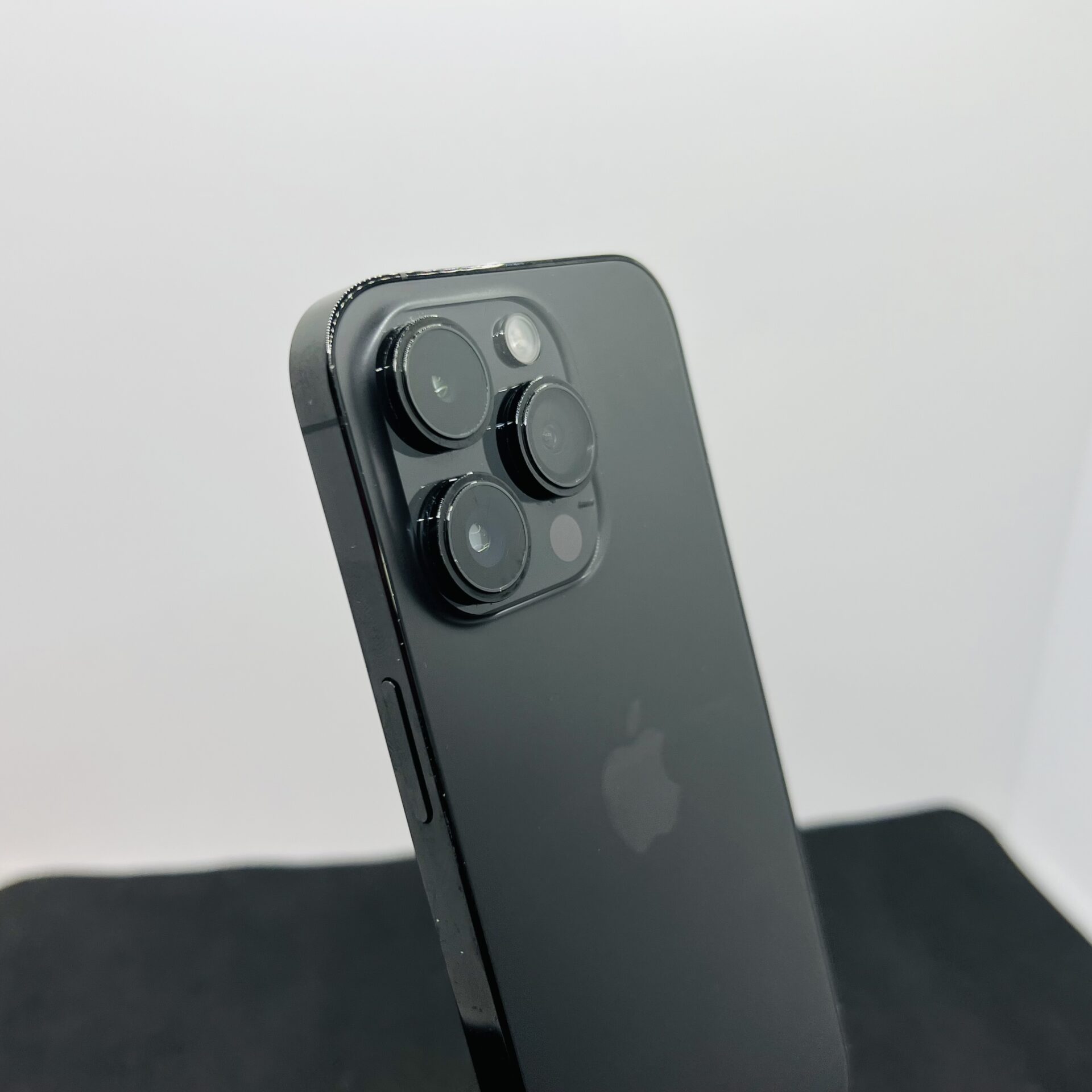 Apple iPhone 14 Pro 128GB Space Black (Condition: Good) - Image 10
