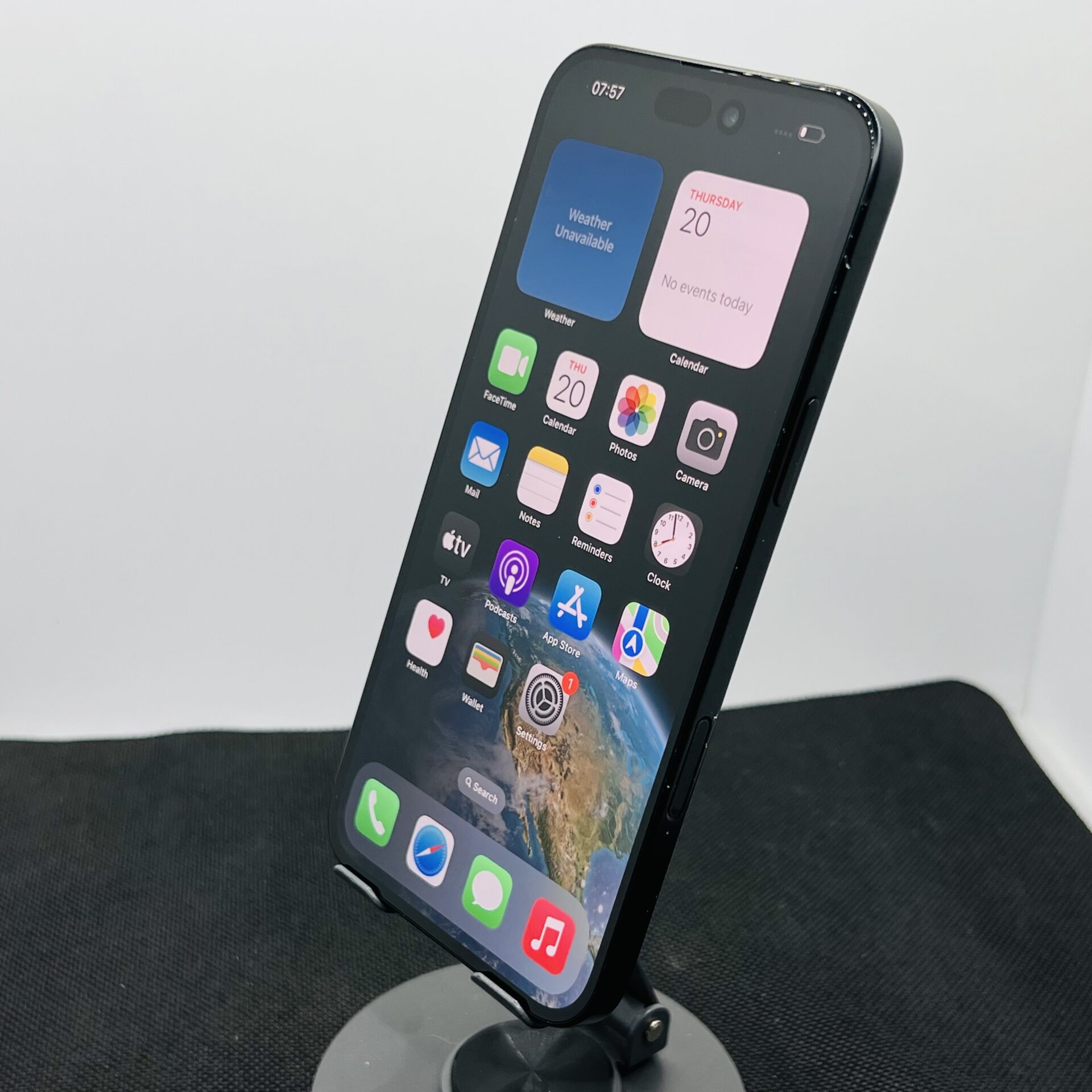 Apple iPhone 16 Plus 128GB Black (Condition: Good) - Image 3