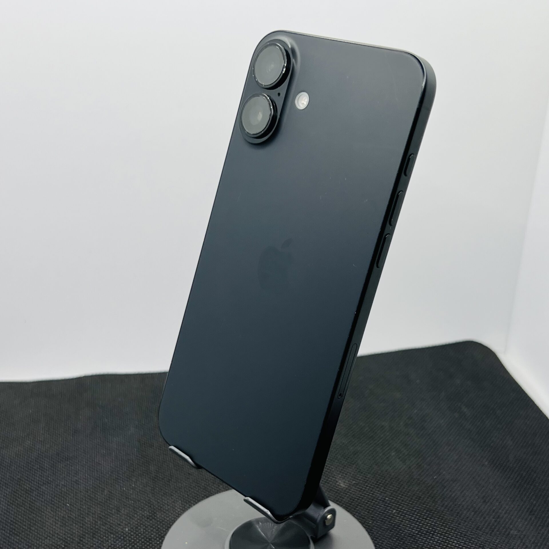 Apple iPhone 16 Plus 128GB Black (Condition: Good) - Image 8