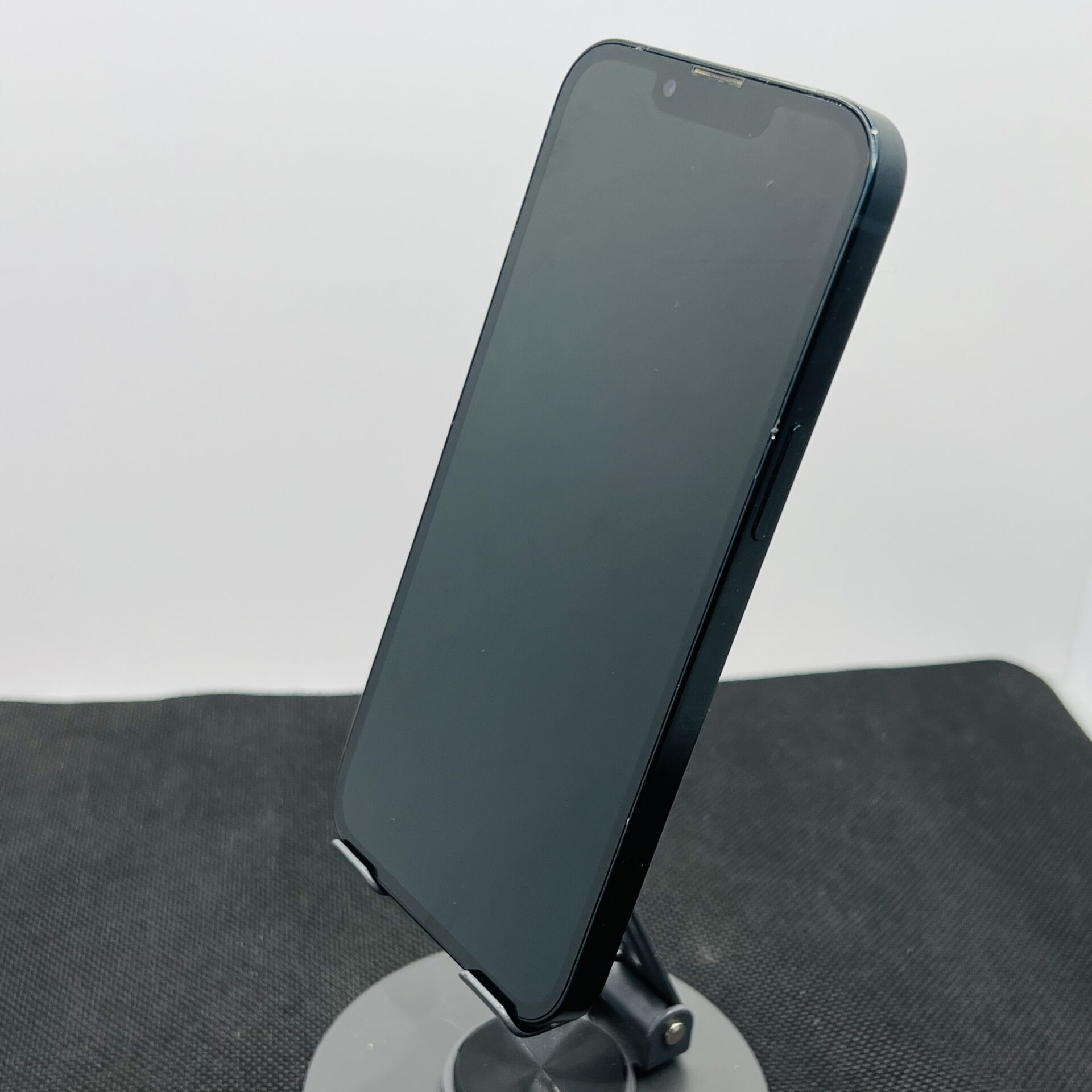 Apple iPhone 13 256GB Midnight (Condition: Good) - Image 8