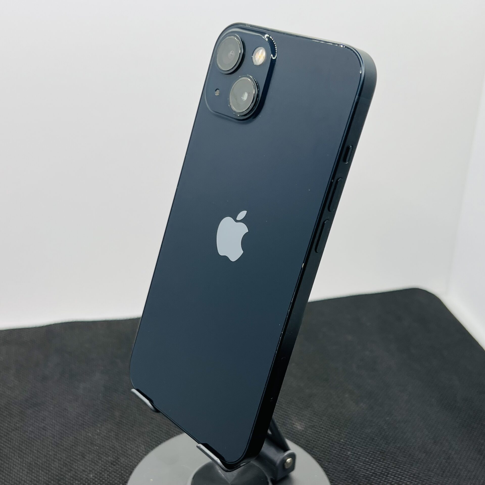 Apple iPhone 13 256GB Midnight (Condition: Good) - Image 9