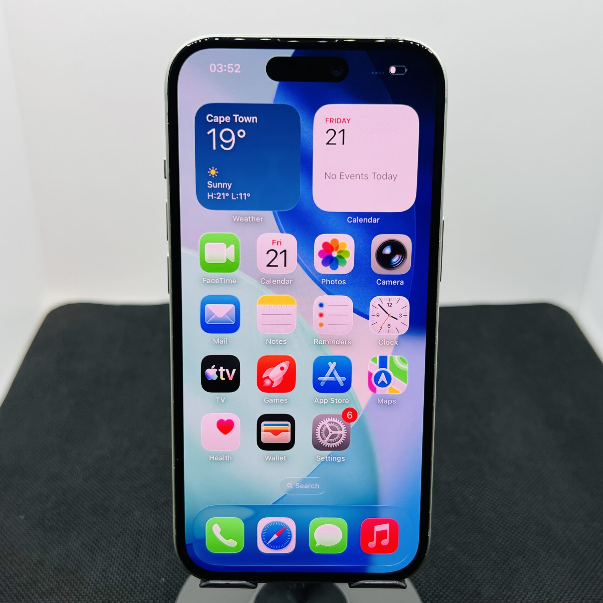 Apple iPhone 15 128GB Green - Face ID Not Working (Condition: Good) - Image 2