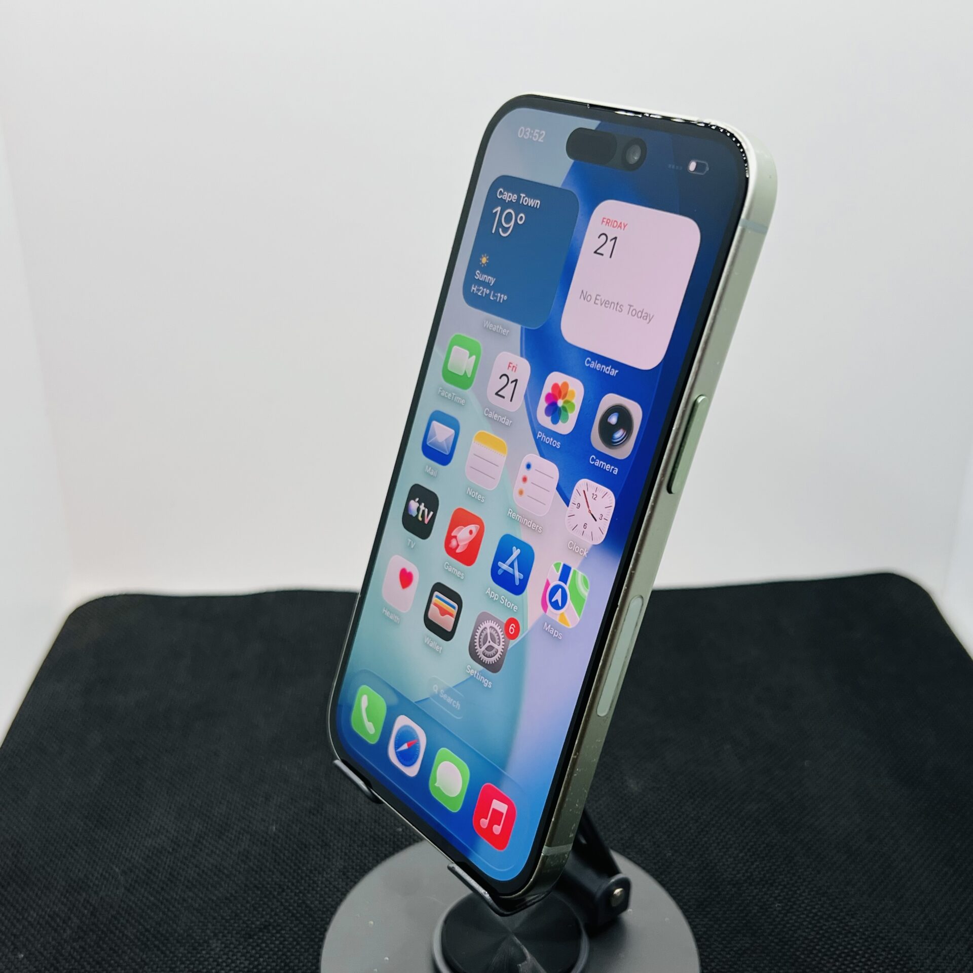 Apple iPhone 15 128GB Green - Face ID Not Working (Condition: Good) - Image 5