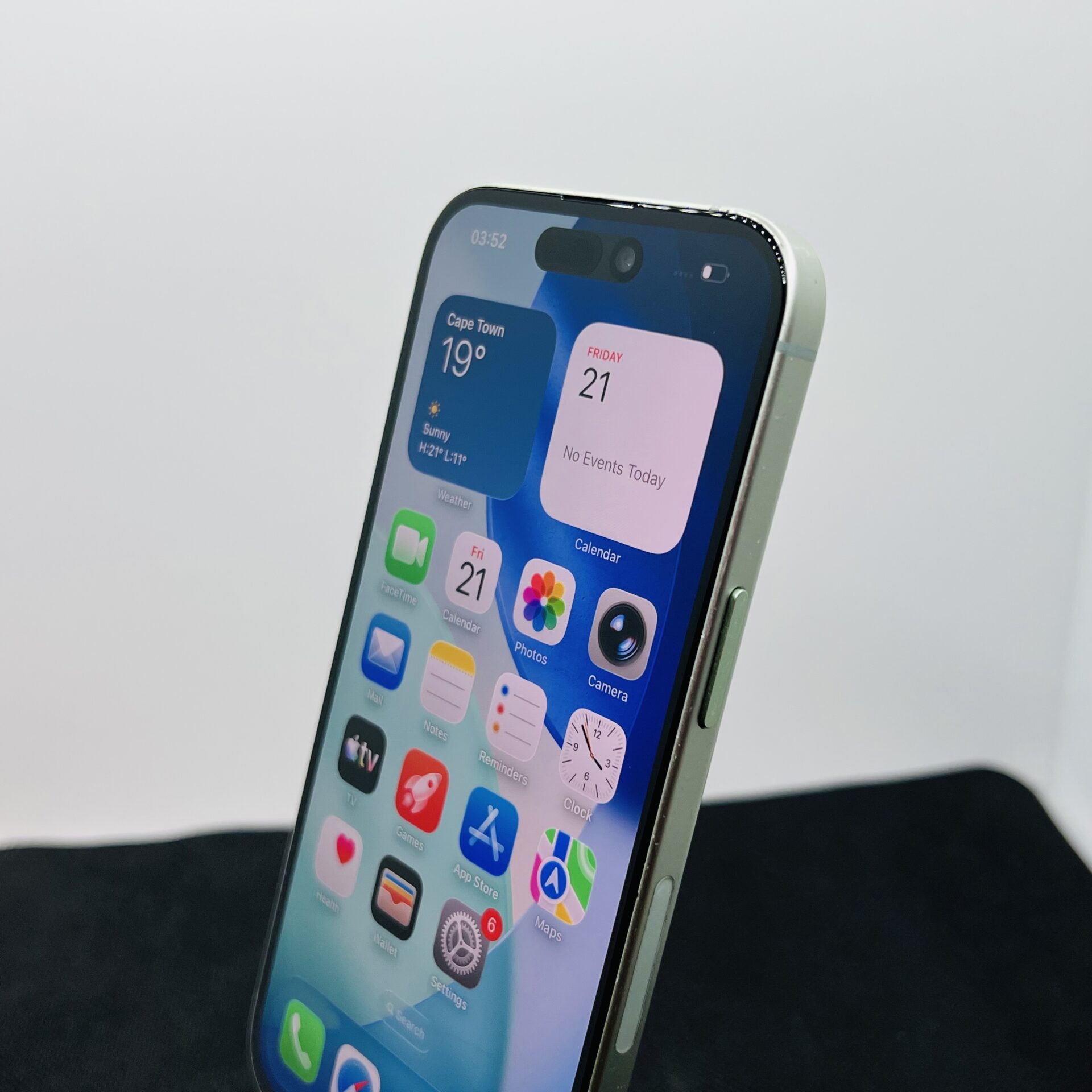 Apple iPhone 15 128GB Green - Face ID Not Working (Condition: Good) - Image 6