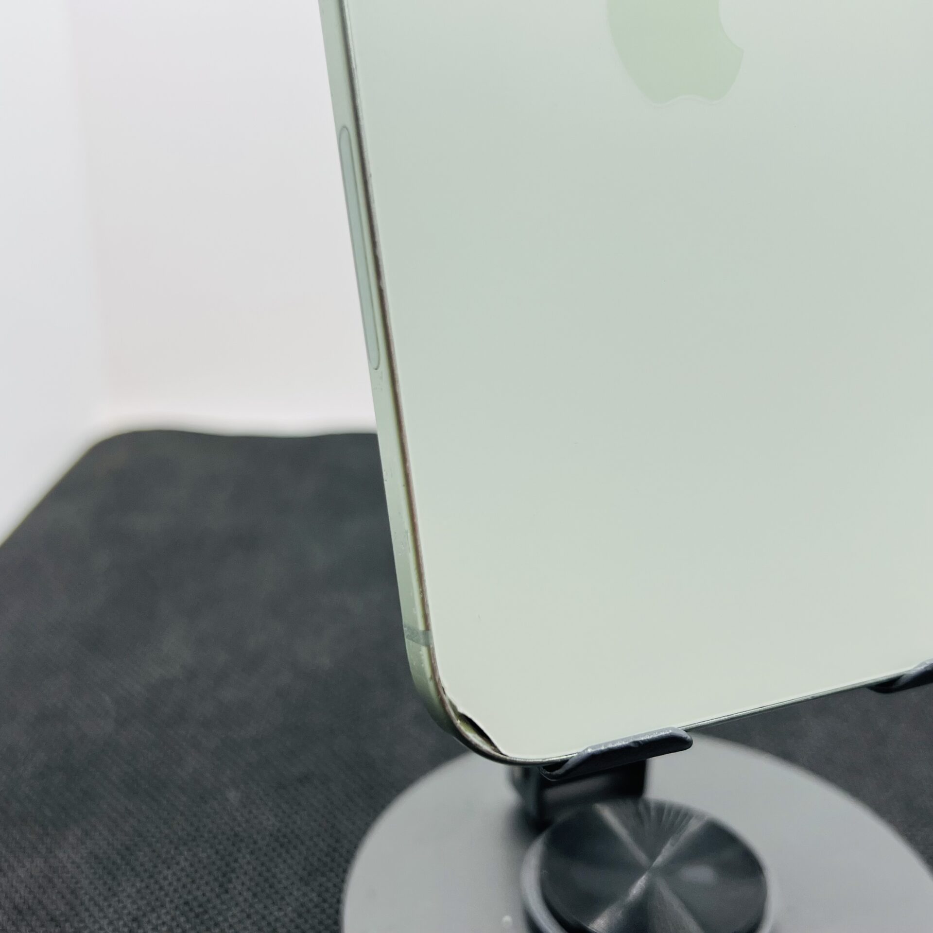 Apple iPhone 15 128GB Green - Face ID Not Working (Condition: Good) - Image 11