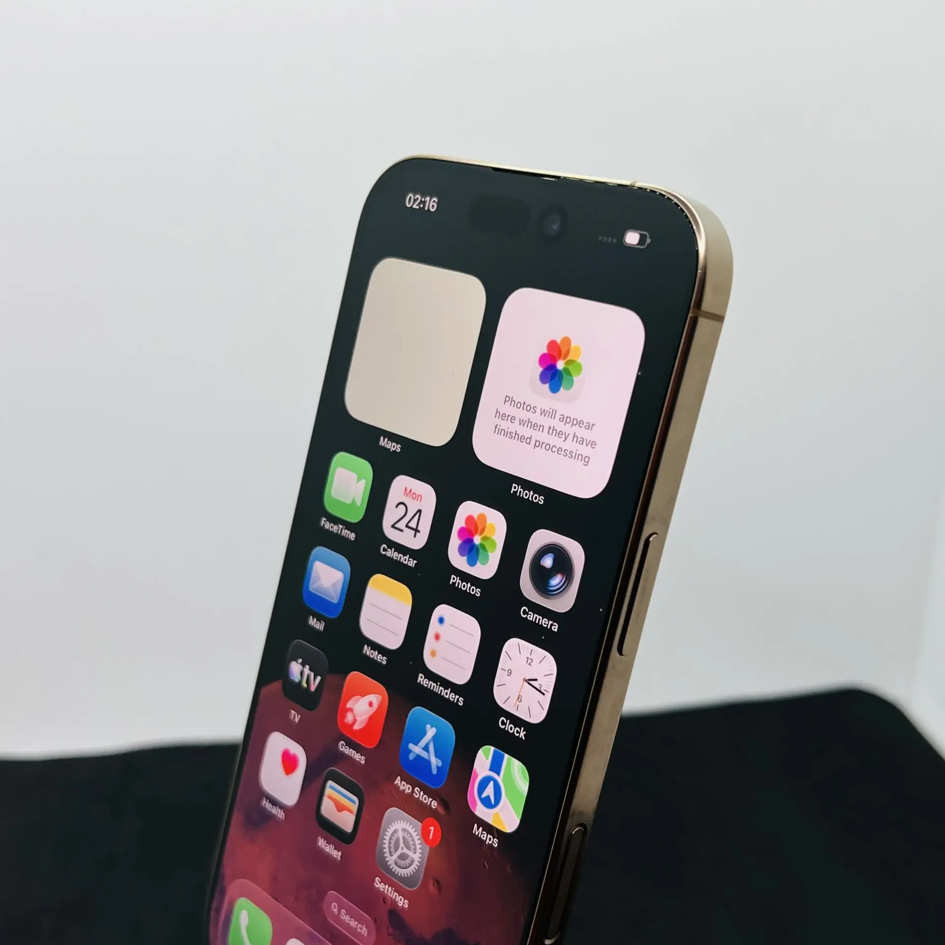 Apple iPhone 16 Pro 256GB Desert Titanium (Condition: Good) - Image 7