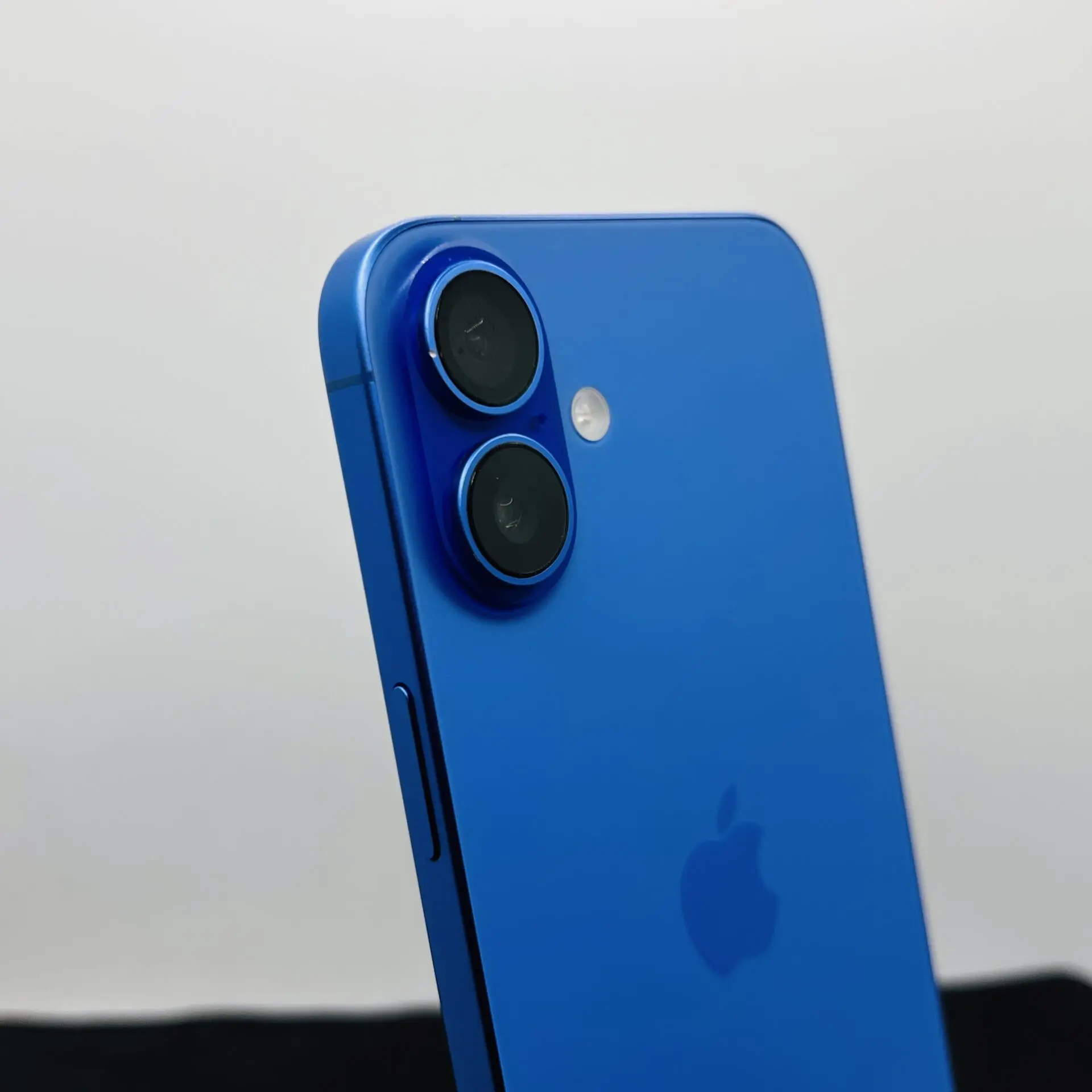 Apple iPhone 16 Plus 128GB Ultramarine (Condition: Excellent) - Image 10